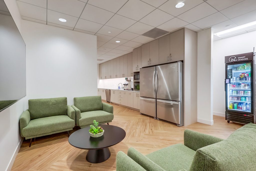 6-lounge